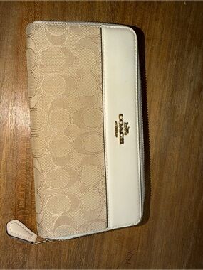 Coach Zip-Around Signature Canvas Wallet in Beige and Cream
